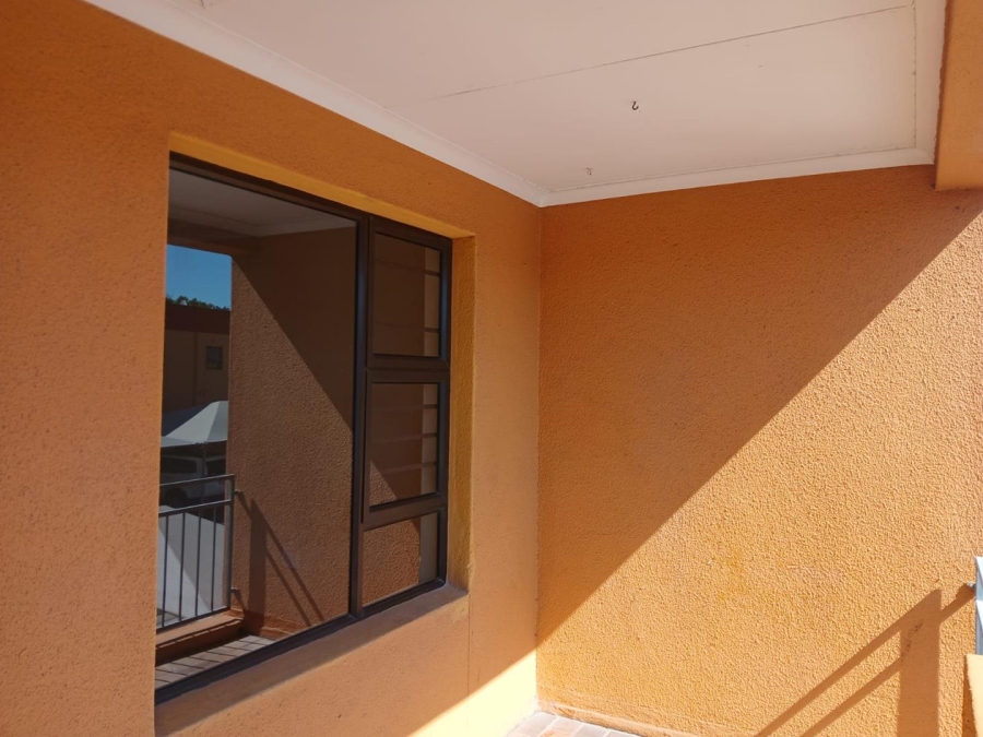 To Let 2 Bedroom Property for Rent in Ferndale Western Cape
